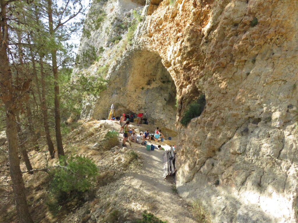 La ULL lidera un estudio sobre el modo de vida neandertal