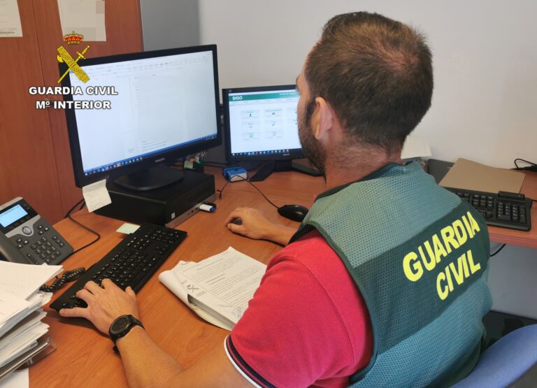Agrede a un anciano con un cuchillo para robarle el coche en Gran Canaria