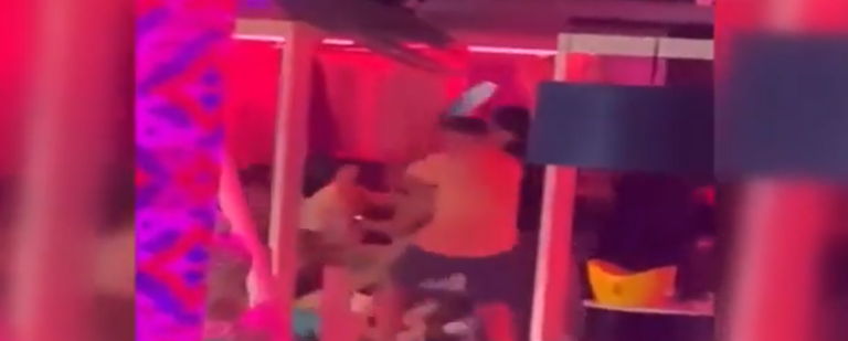 Buscan a los implicados en una riña tumultuaria en una discoteca de Santa Cruz