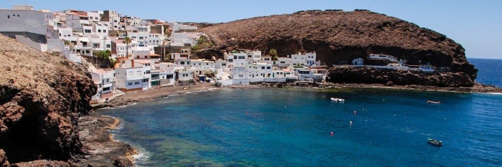 Un pescador herido tras caer en una zona rocosa en Gran Canaria