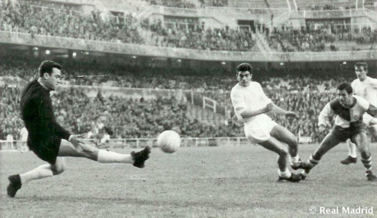 Este es el selecto número de canarios que defendieron a La Roja en un Mundial