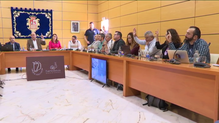 Los ecologistas denuncian a los consejeros que votaron a favor de Dreamland Studios