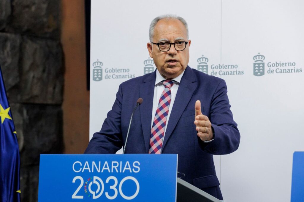 Curbelo destaca el compromiso social de Presupuestos para 2023