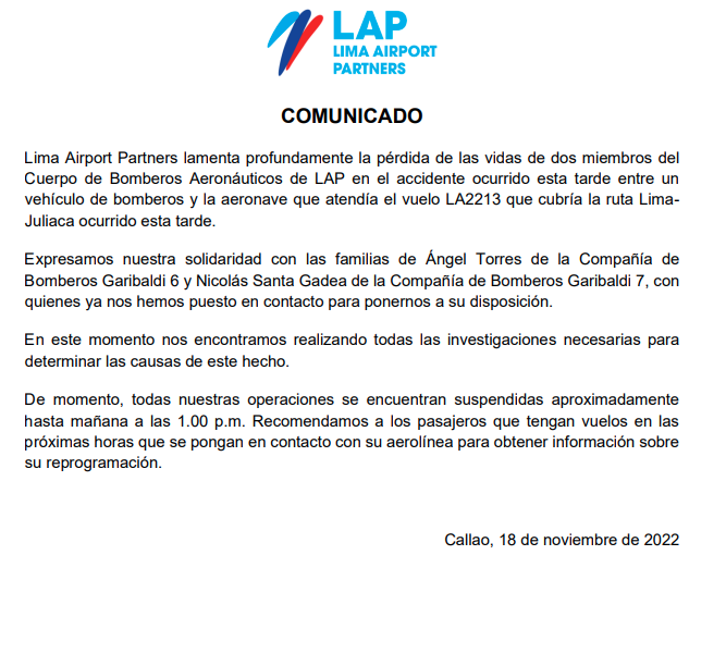 Dos bomberos fallecen en el impacto de un avión y un camión de bomberos en el aeropuerto de Lima