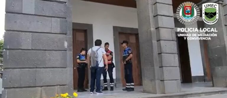 Denuncian por intrusismo a un supuesto guía turístico en Las Palmas de Gran Canaria