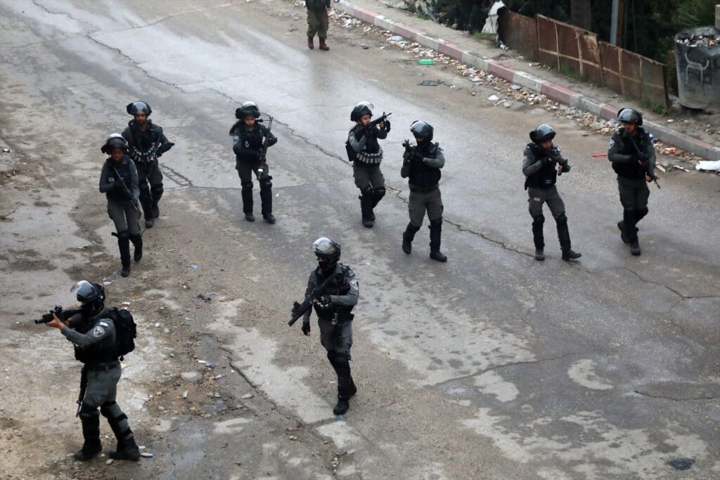 Al menos cinco palestinos tiroteados por las fuerzas de Israel en Cisjordania