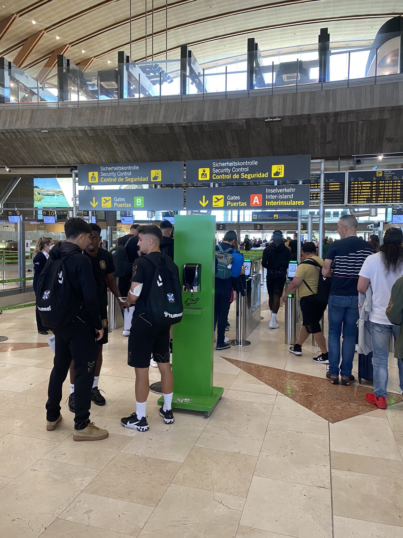 El partido entre Las Palmas y el Tenerife en imágenes