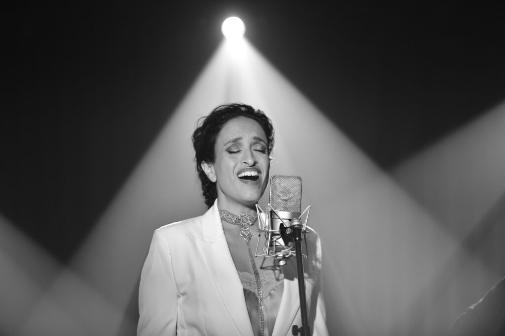 La cantante israelí Noa despide su gira en el Alfredo Kraus