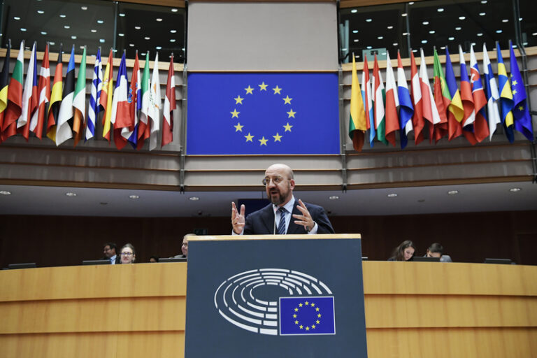 Bruselas propone una ayuda de 18.000 millones para Ucrania