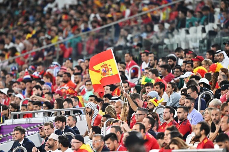 7-0. España triunfa en su primer partido del Mundial