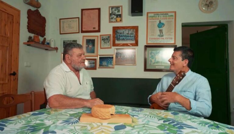 ‘Con el timple a cuestas’, con los deportes autóctonos