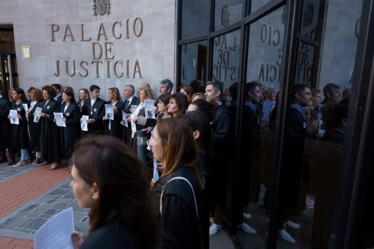 Los letrados de Justicia inician una huelga por los «incumplimientos» del Ministerio
