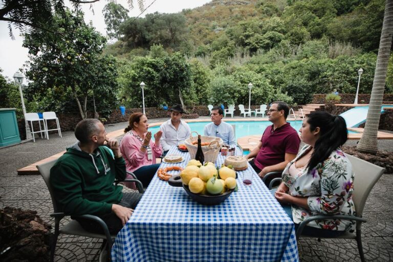 Este miércoles, de asadero ‘Con el timple a cuestas’