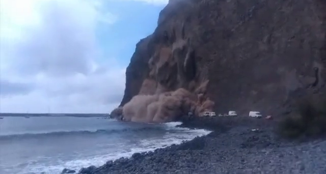 Dos años aislados desde el desprendimiento que sepultó la carretera de Argaga, en La Gomera