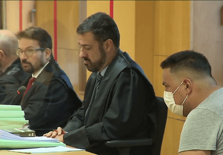 Los vecinos dicen que las palizas y ruidos eran constantes en casa de acusado