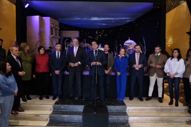 El Cabildo de Tenerife inaugura el belén navideño con el lema ‘La noche del amor’