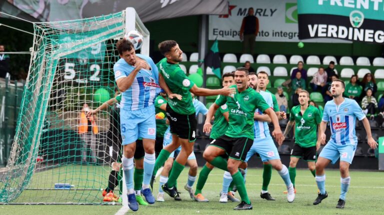 0-2. El CD Atlético Paso tropieza con el Coria, complicando su situación
