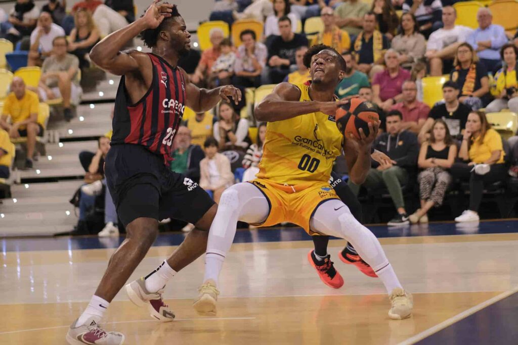 68-96. Un Howard de récord tumba al Gran Canaria