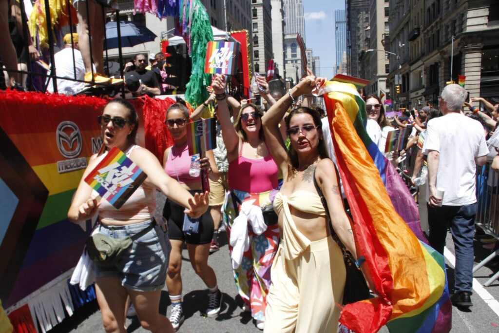 El Congreso de EEUU aprueba la ley para la protección del matrimonio homosexual