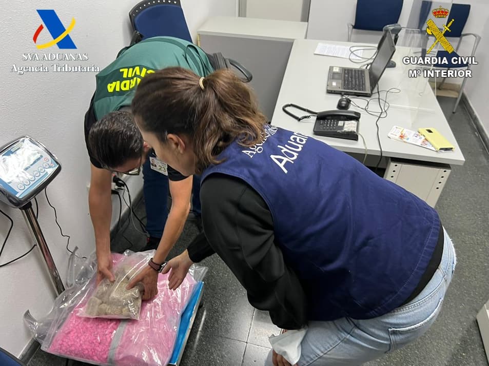 Intervenidos dos kilos de heroína y diez de MDMA en Gran Canaria