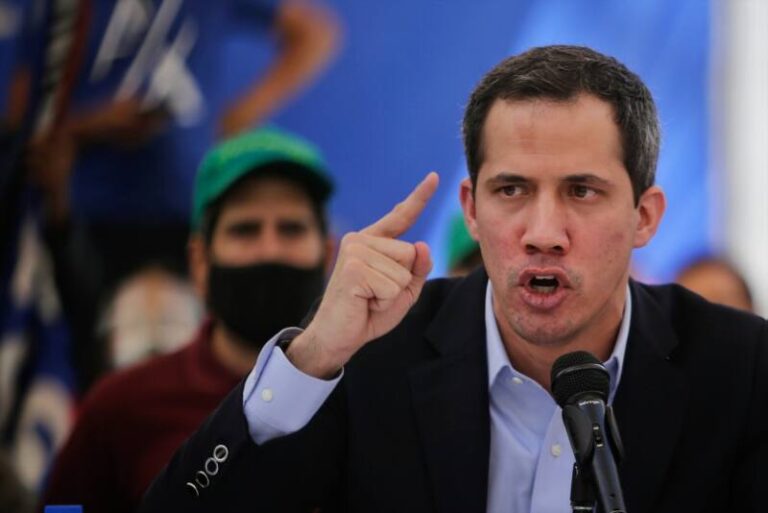 Guaidó pide a los venezolanos que se opongan a la disolución del «gobierno interino»