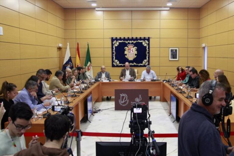 CC exige la dimisión de Sergio Lloret como presidente del Cabildo de Fuerteventura