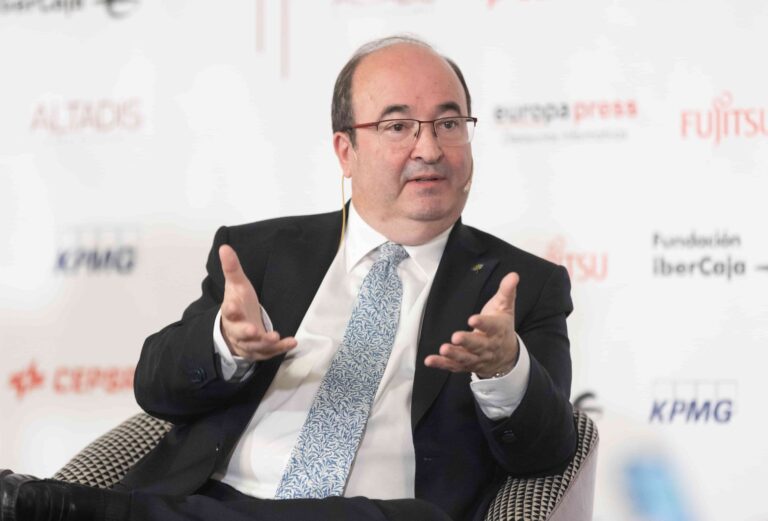 Iceta promete fondos para impulsar la recuperación de La Palma a través de la cultura y el patrimonio