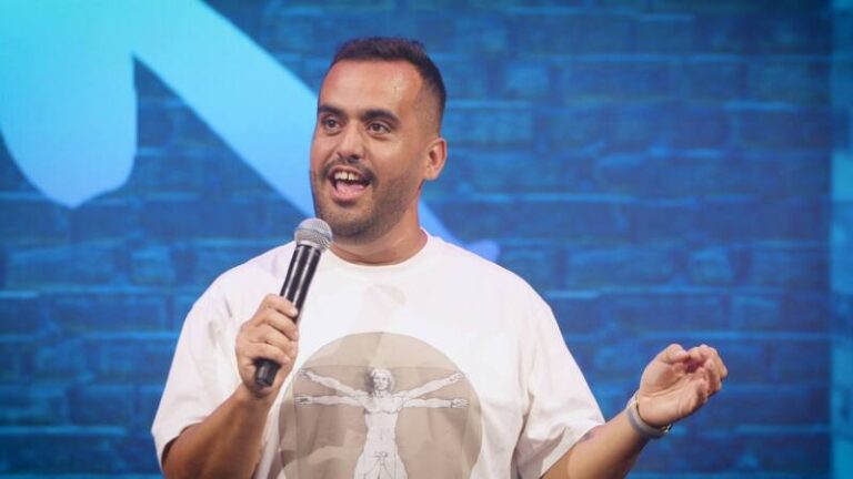 Puerto del Rosario pone fin a sus fiestas Patronales con humor y drones