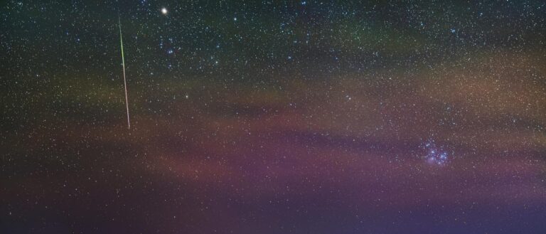 Lluvia de meteoros de las Gemínidas desde el Teide y el Roque de los Muchachos