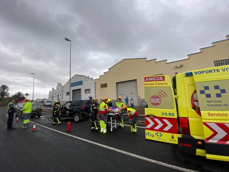 Dos accidentados por choque frontal a la altura de Ingenio, en Gran Canaria