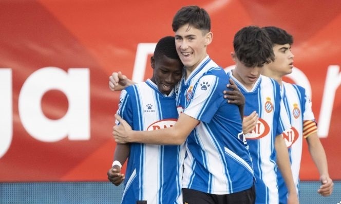 El RCD Espanyol, campeón de LaLiga Promises