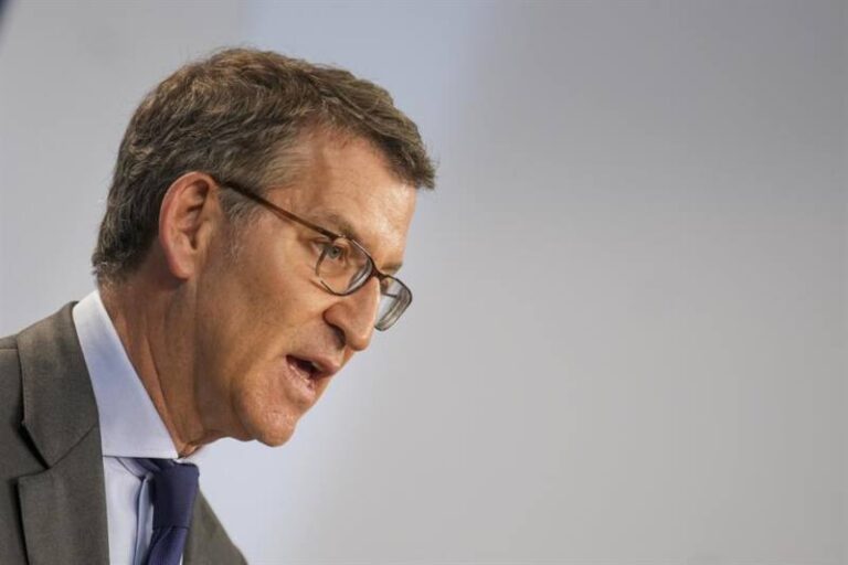 Feijóo exige a Sánchez consensuar el Código Penal