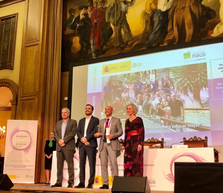 El Instituto María Pérez Trujillo, en Tenerife, recibe el Premio Estrategia Naos 2021