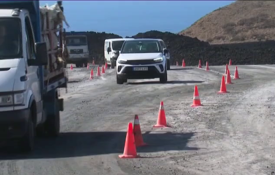 La carretera La Laguna-Las Norias queda abierta 24 horas al día