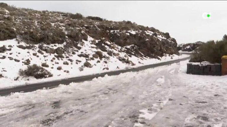 Reabren todos los accesos al Teide