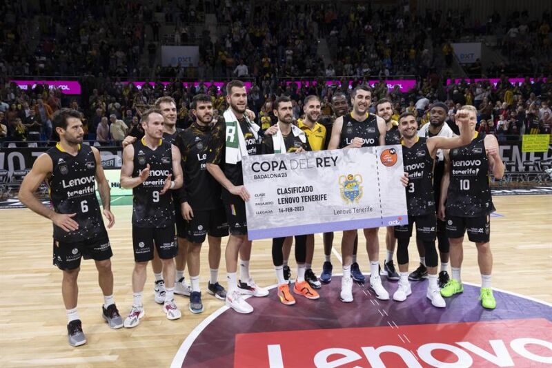 91-84: El Tenerife derrota al Unicaja y se asegura un puesto en la Copa