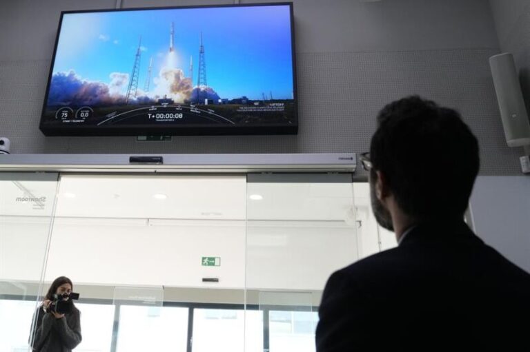 Lanzan con éxito al espacio «Menut», el segundo nanosatélite catalán