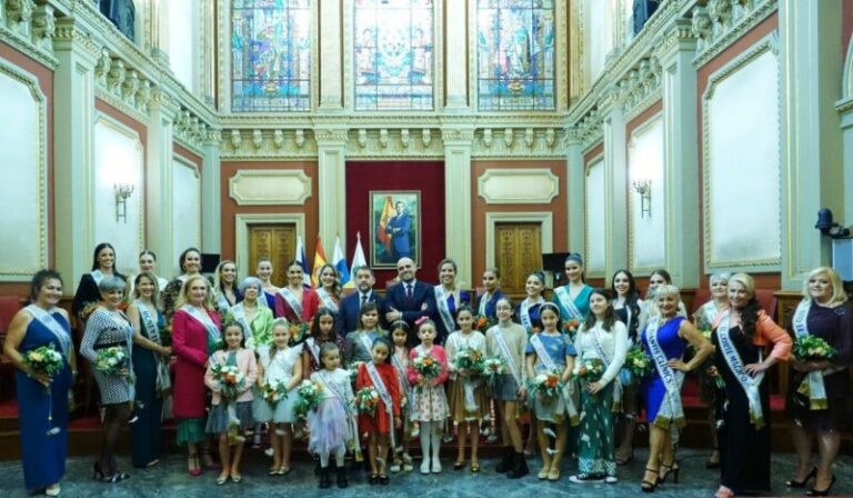 36 candidatas aspiran a reinar en el Carnaval de Santa Cruz de Tenerife
