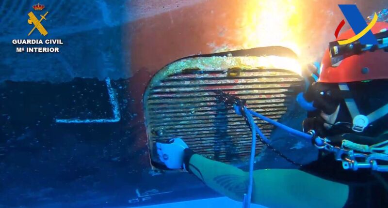 Intervenidos 32,5 kilos de cocaína en un barco en el puerto de la Luz de Las Palmas de Gran Canaria