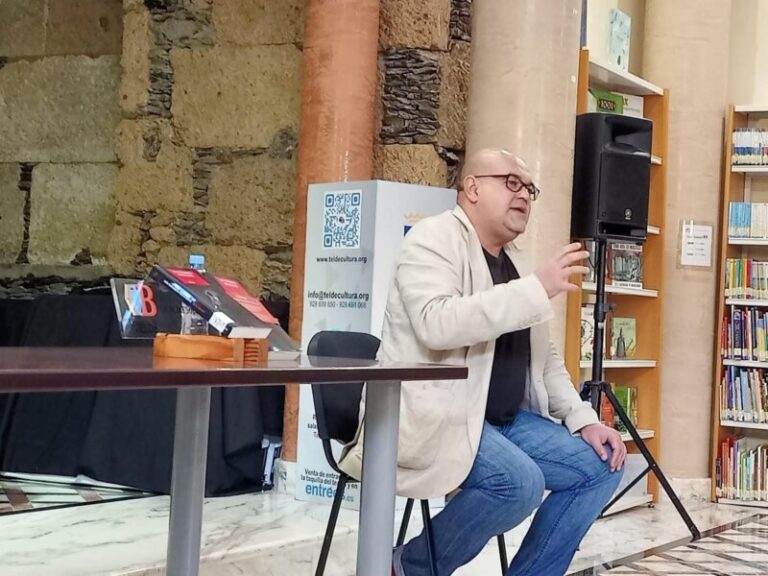 Despiden a Ravelo con el consuelo de su legado y el recuerdo de su alegría