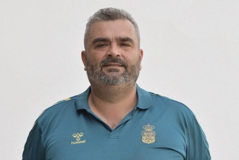 El murguero de Los Nietos de SaryMánchez, Arturo García, fallece durante una actuación en Tenerife