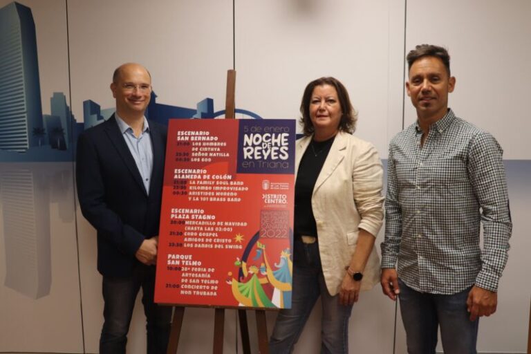 Tradicional mercadillo y música en directo en la Noche de Reyes de Las Palmas de Gran Canaria