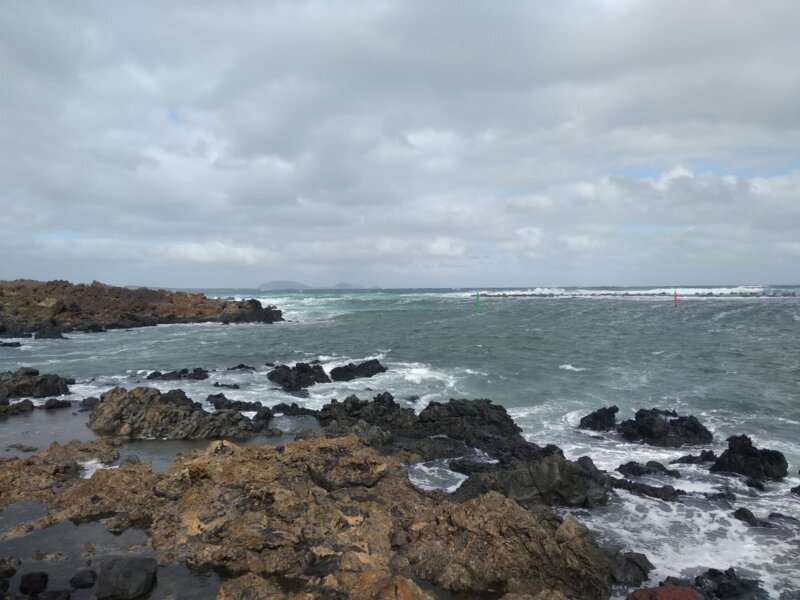 Aviso amarillo en las islas por oleaje y viento