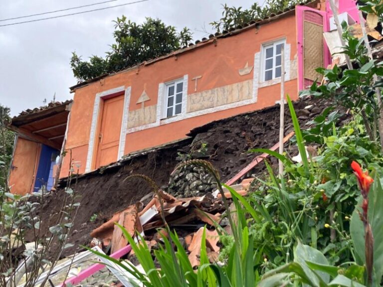Derrumbe de parte de una vivienda en Taborno en Santa Cruz de Tenerife