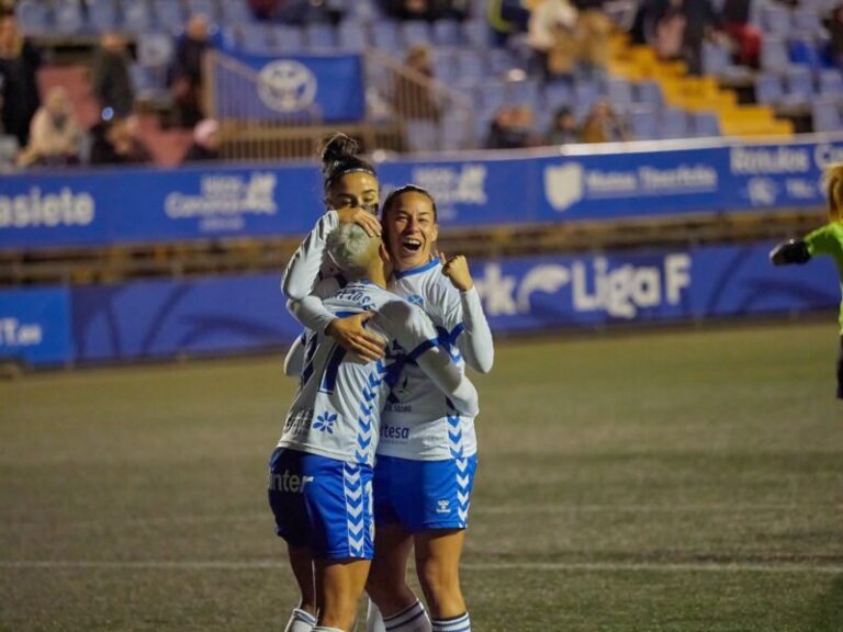 Un gol de María José en el último minuto da el triunfo a la UDG Tenerife