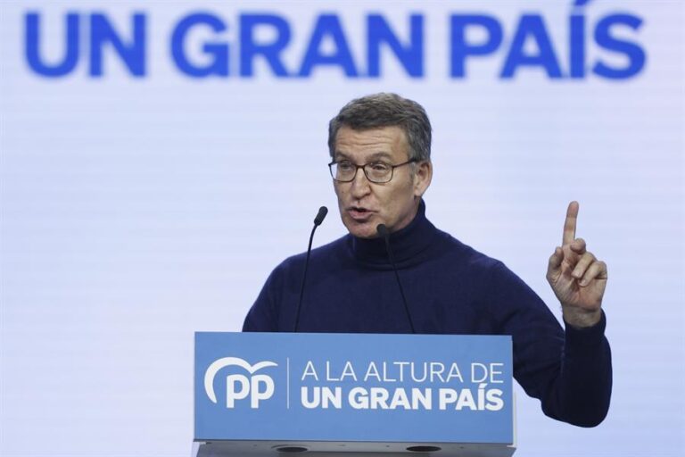 Feijóo presenta su plan con 60 medidas para la regeneración institucional