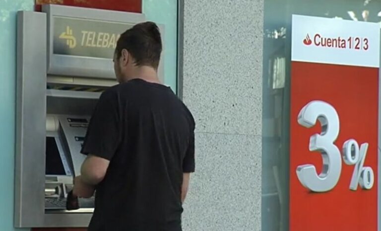 ADICAE denuncia el mal funcionamiento de los bancos