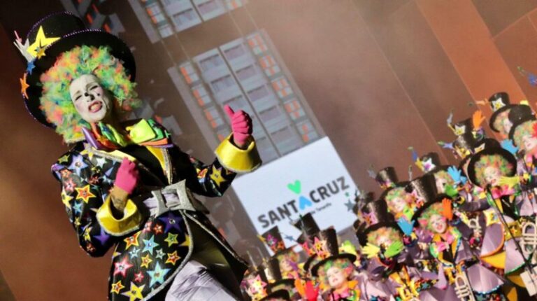 CCOO y UGT instan a que los médicos desconvoquen la huelga