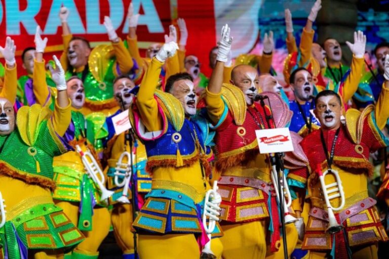 El carnaval de Nueva York celebra la segunda fase del concurso de Murgas Adultas