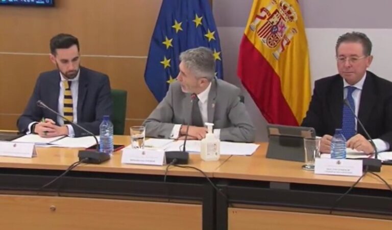 Interior pedirá a los jueces pulseras para maltratadores potencialmente letales